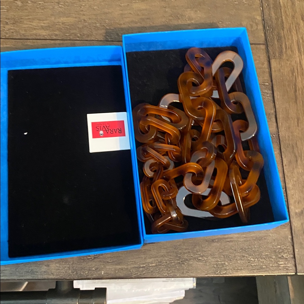 Rara Avis by Iris Apfel Turtleshell chain link necklace - Picture 3 of 4
